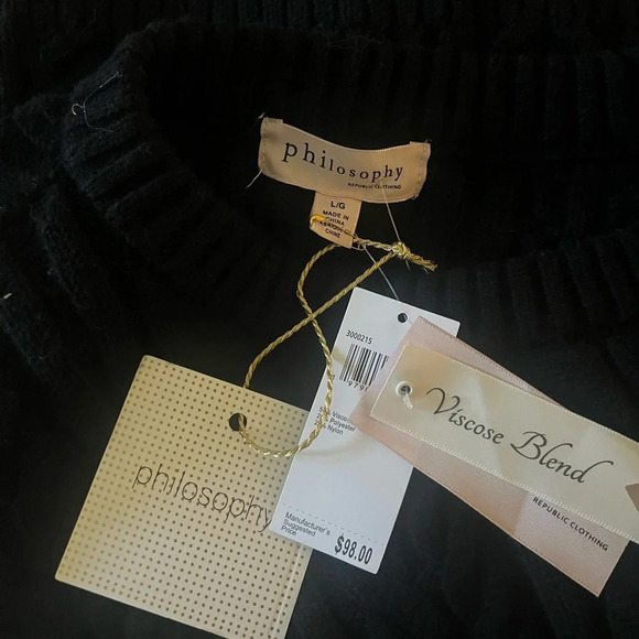 Black Cable knit sweater by Philosophy-NWT -Size Large, Warm and Cozy - Picture 5 of 8